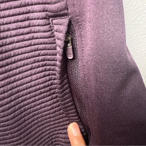 Athleta Women's Dark Purple Activewear Track Jacket Thumbhole Sz M High Neck Zip - Picture 5 of 12